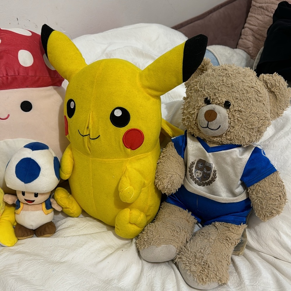CUTE STUFFIES 🧸 - Picture 3 of 3